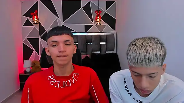 Juan_Nd_Steven – Live XXX-chat