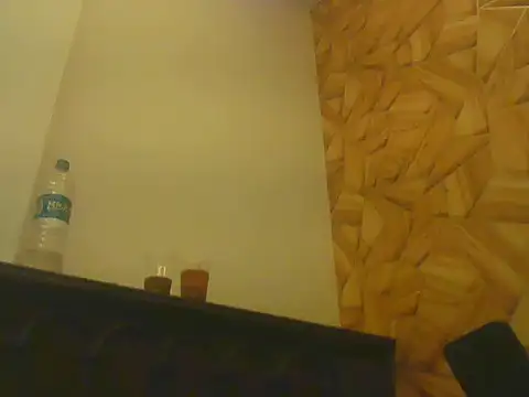 yoursunny001 Show Webcam