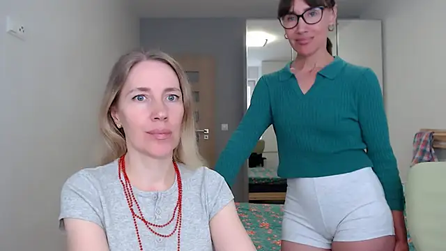 Chatroom XXX en direct de Javelinka