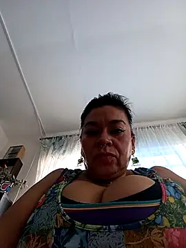 karlablue_ লাইভ XXX চ্যাট