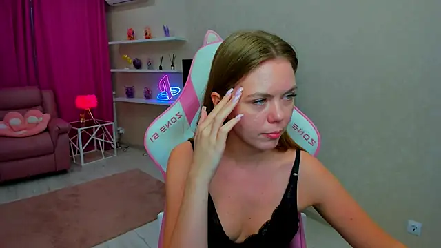 Chat XXX en directo de Strawberrye
