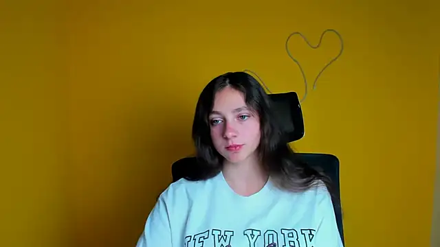 KissMeJulia's Live XXX Chat
