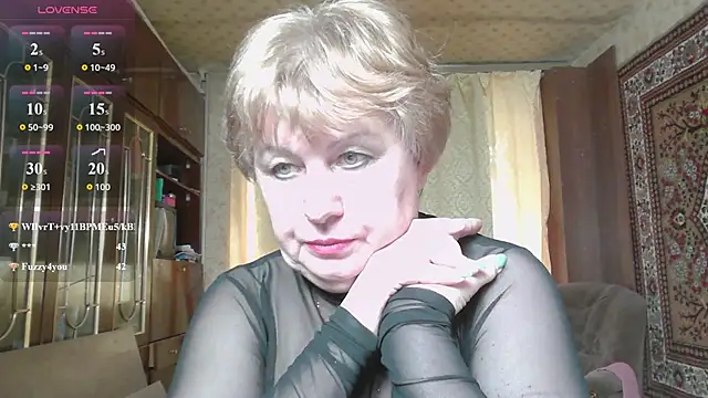 Chat +18 de Casey_peach ao vivo