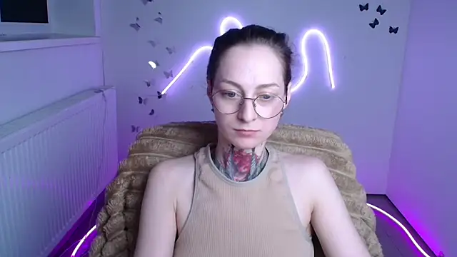 Esmi_Winter Live XXX-chat