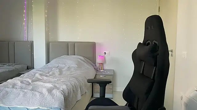 Онлайн чат XXX PrincesSsLilu