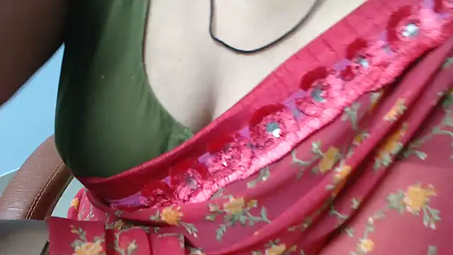 Chatroom XXX en direct de sunitha-3