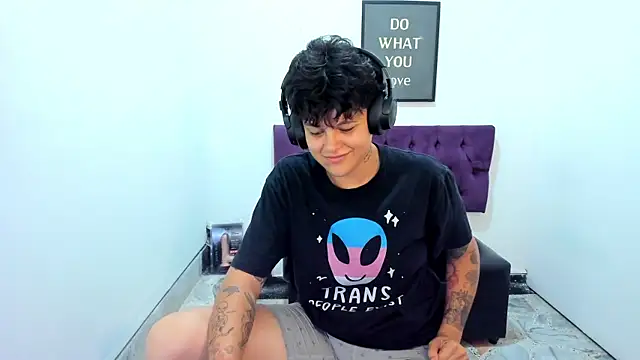 Iansayd333 라이브 XXX 채  팅