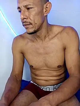 Pokazy przed kamerką – El_junior21