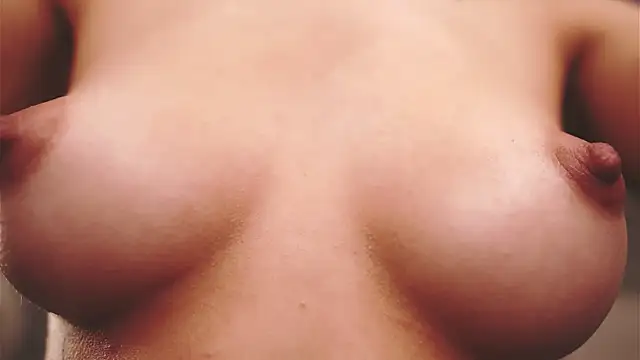 Chat XXX ao vivo de ValexieLux