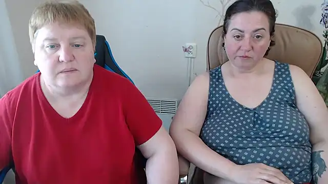Lindy-Jeanie Live XXX-Chat