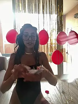 Lalla_Amani's Live XXX Chat