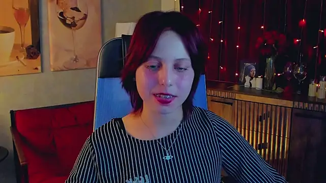 VivienneHebert Chat XXX in diretta
