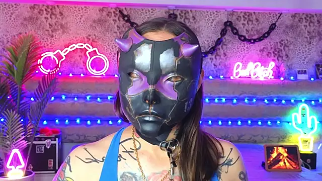 Show modela Cool_Freak_ na web-kameri