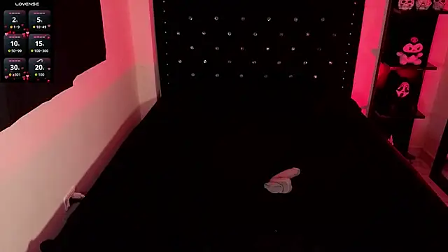 DarkAndTenderGirl's Webcam Show