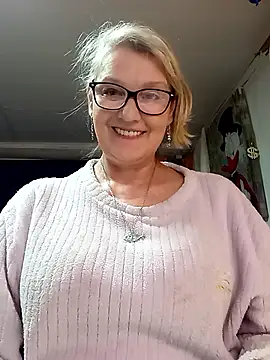 irinamaux live XXX chat