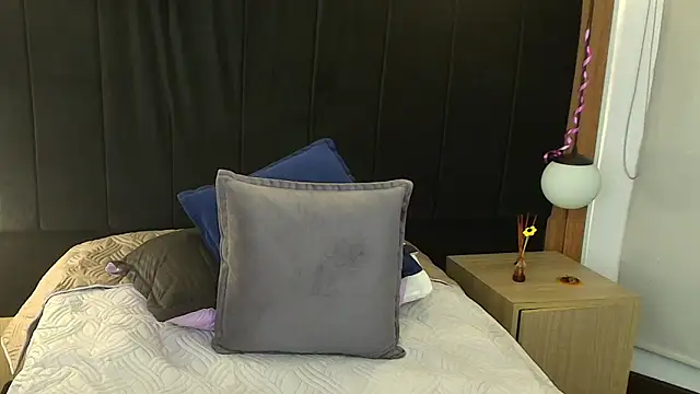 LiaMonroee_ 라이브 XXX 채팅