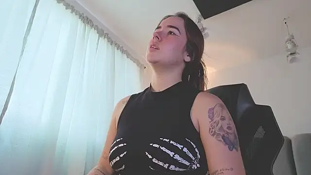 AlliceLover's Live XXX Chat