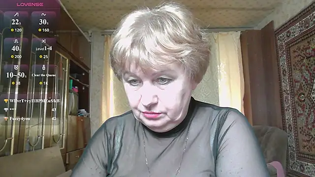 Chat XXX en directo de Casey_peach