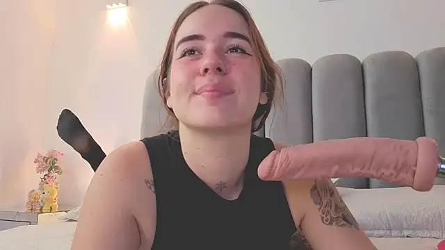 Chat +18 de AlliceLover ao vivo