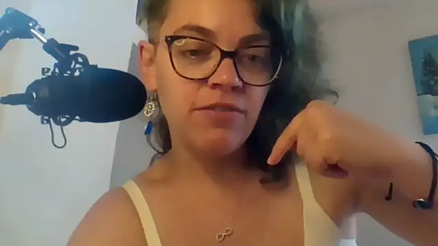 Ju-Hot's Live XXX Chat