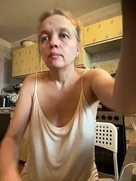 Czat XXX na żywo – Suzanele