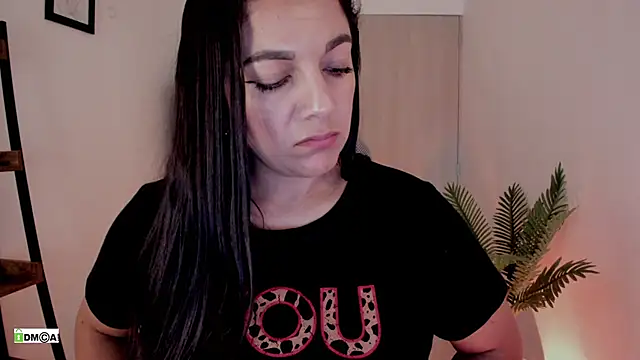 urcute_kitten Chat XXX live