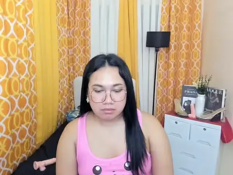 Онлайн чат XXX TsUncutKaren