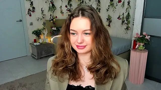 Chatroom XXX en direct de MiracleCurly