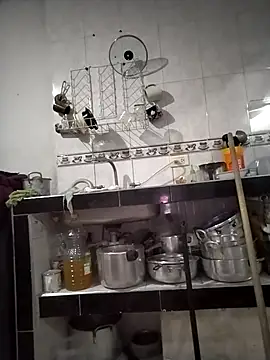 Natasha_miilf 现场XXX聊天