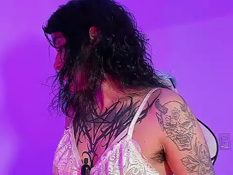 sarah_benjjaminn's Live XXX Chat