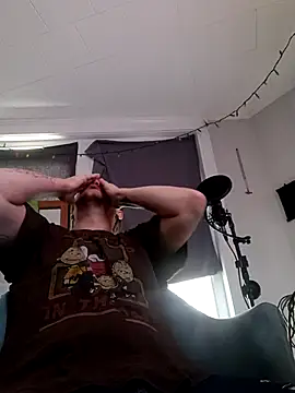 ChuckyyDee's Live XXX Chat