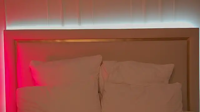 BettyLeen élő XXX-chatje