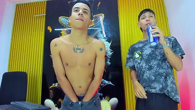 Show modela Guys_Latino_Hot na web-kameri