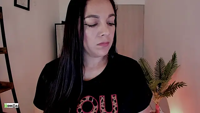 Chatroom XXX en direct de urcute_kitten