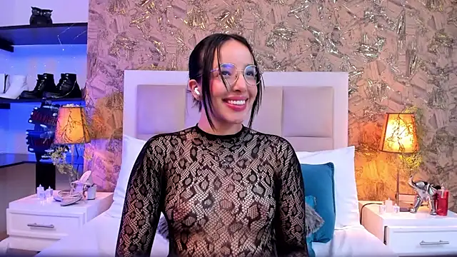 Chat +18 de ValkyriaSteel ao vivo