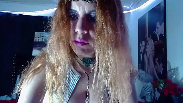 Kyza_Ryan Adlı Modelin Canlı XXX Sohbeti