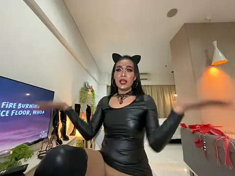 LadyAshley_Domina28 Pertunjukan Webcam
