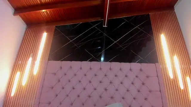 AinaPink Chat XXX live