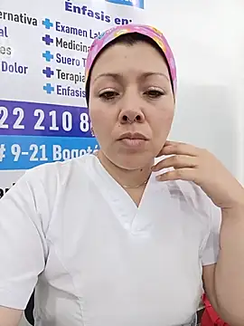 SARA_21-'s Live XXX Chat