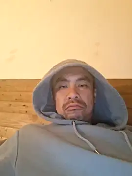 Stronggdragon85 Webcam Show