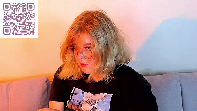 luna_c0ra – Live XXX-chat