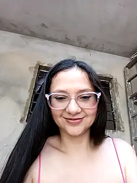 Camilatinass_ Live XXX-Chat