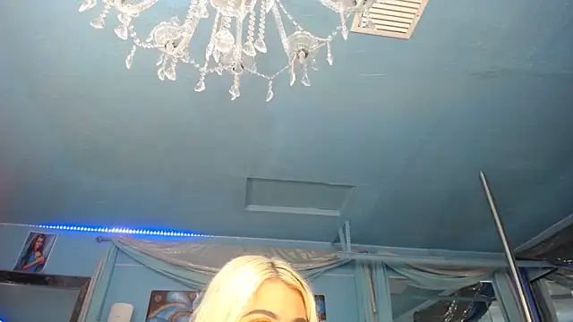 ADRIANNA_FOX's Live XXX Chat