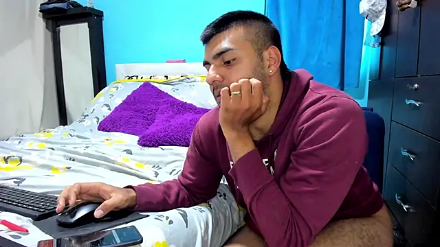 Chat XXX ao vivo de LazyandSniffer28