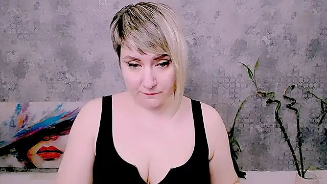 Djullia's Live XXX Chat