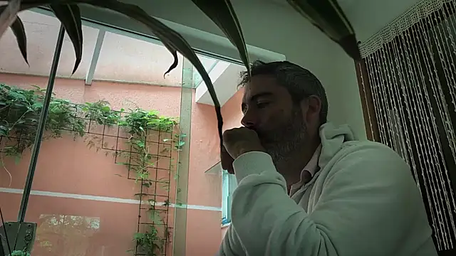 victor_chat's Webcam Show