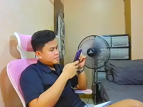 tipsy_butter Pertunjukan Webcam