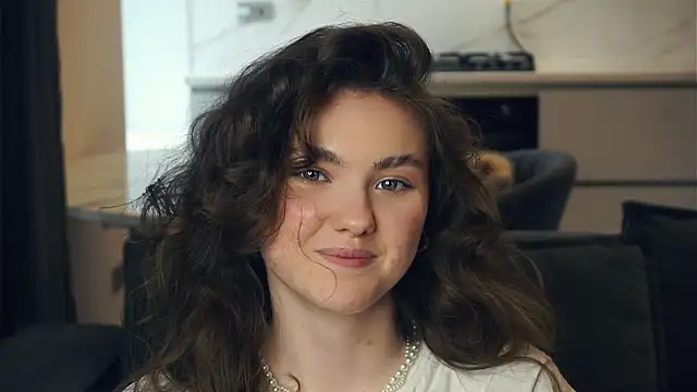 VickiPramln Webbikameraesitys