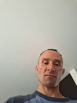 Webkamerová show Nacho18hot