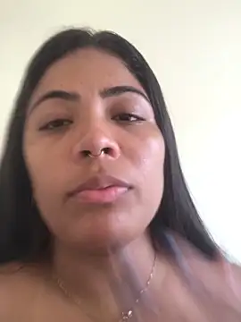 Chat XXX ao vivo de IndiaPozuda_